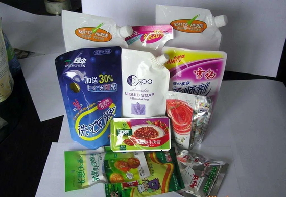 Doypack Dây kéo Máy chiết rót chất lỏng thẳng đứng có độ nhớt cao được chế tạo sẵn Đứng lên